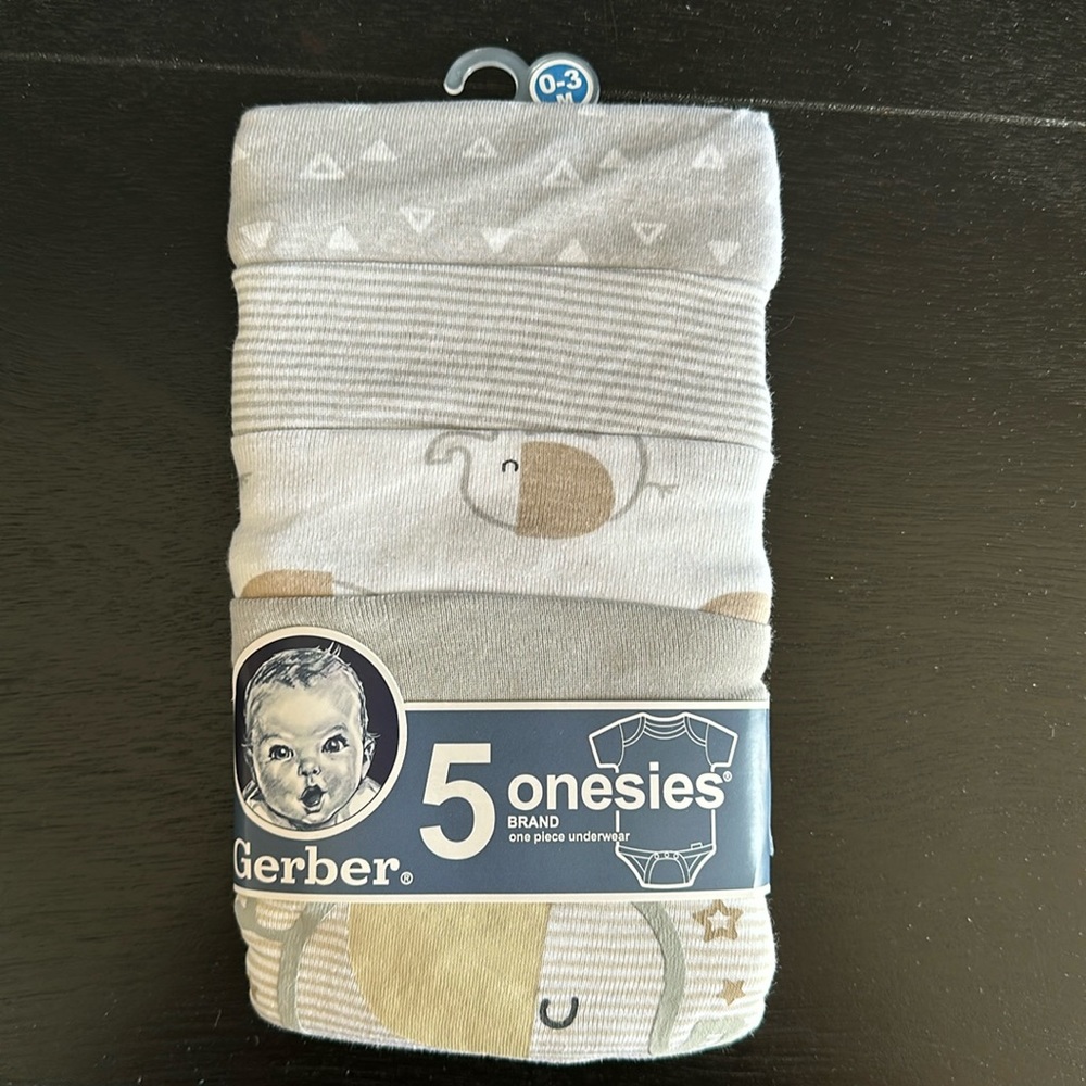 Gerber 5 onesies